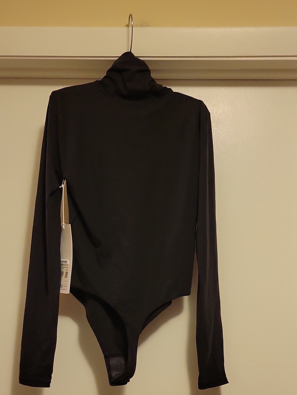 NWT: lululemon Wundermost Nulu Turtleneck Long-Sleeve Bodysuit - Picture 4 of 16